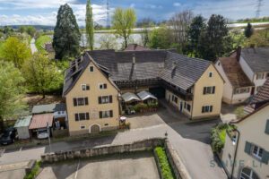 Gasthaus und Außenterrasse