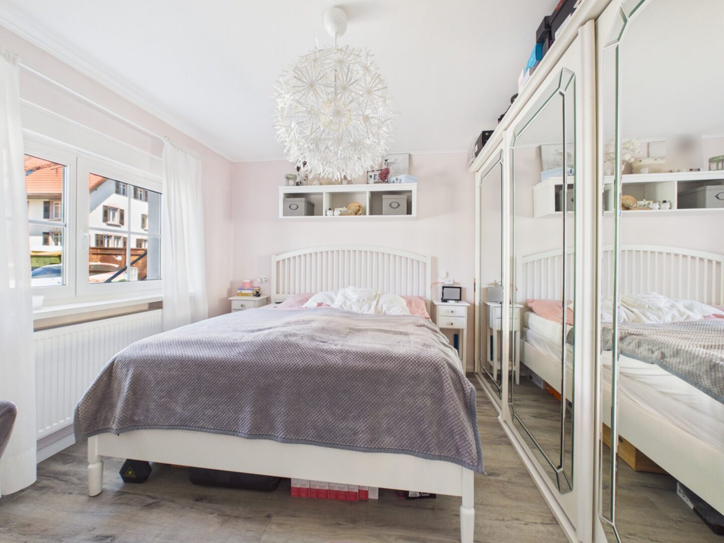 Schlafzimmer in der Einliegerwohnung