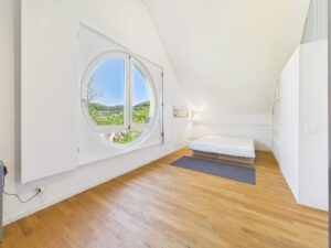 Schlafraum im DG