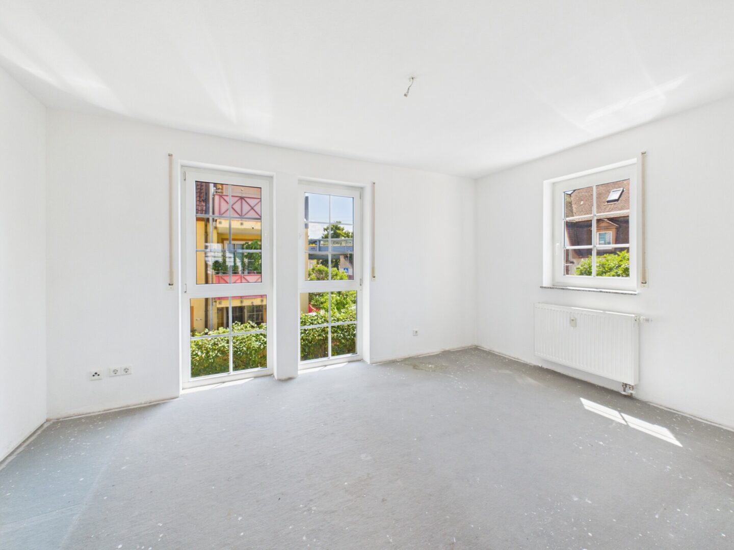 Großzügiges Schlafzimmer
