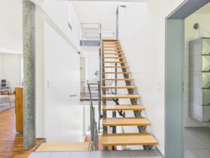 Aufgang ins Dachgeschoss