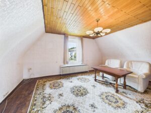 Weiteres Schlaf-/Kinderzimmer im Obergeschoss