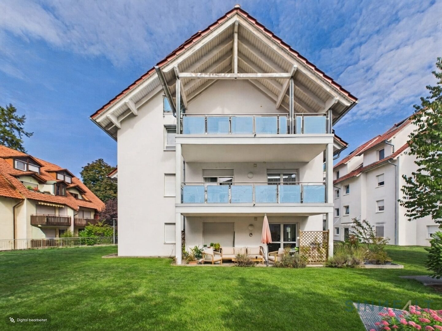 West Ansicht Gebäude